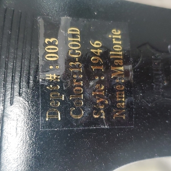 BAKERS - Gold shoes open toe size 7B - Picture 7 of 8